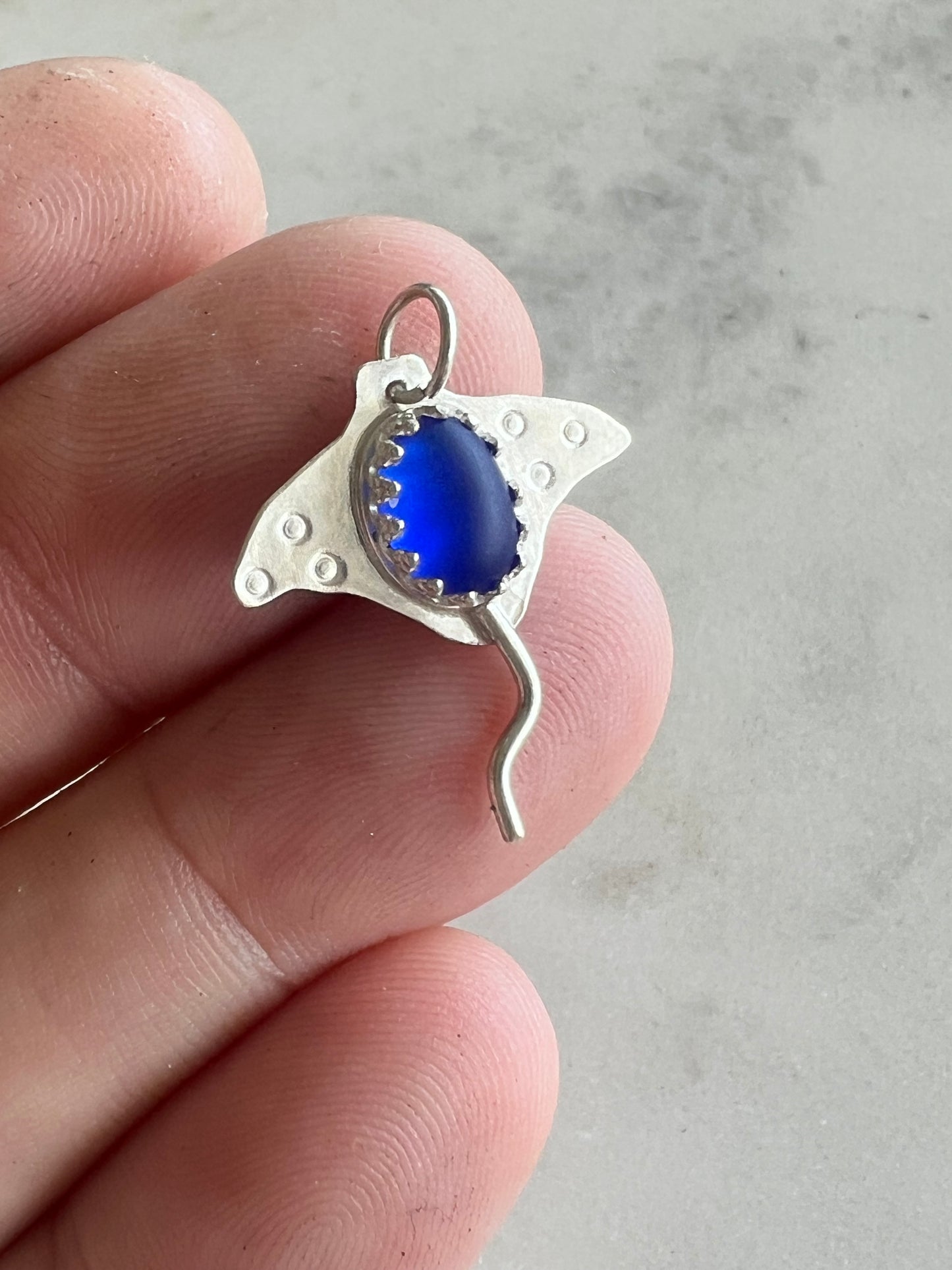 Sea Glass Eagle Ray Pendant (a)