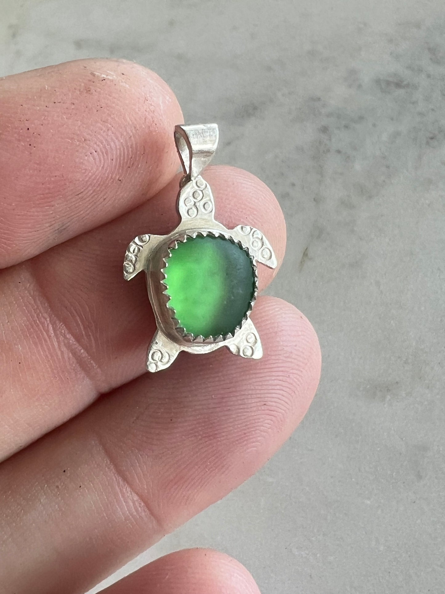 Sea Glass Turtle Pendant (a)