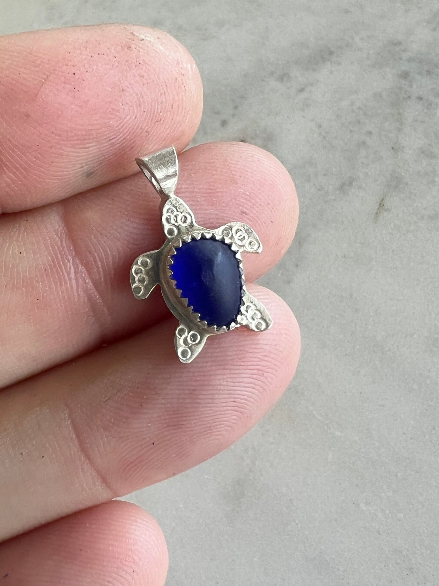 Sea Glass Turtle Pendant (d)