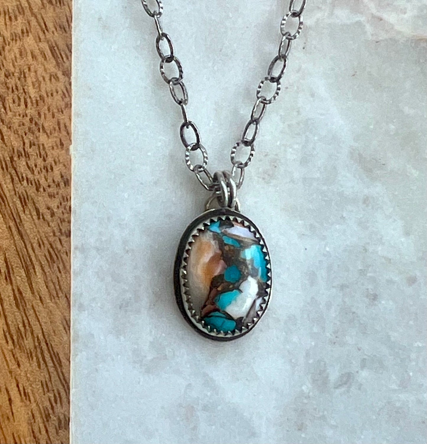 Spiny Oyster Turquoise Necklace (b)