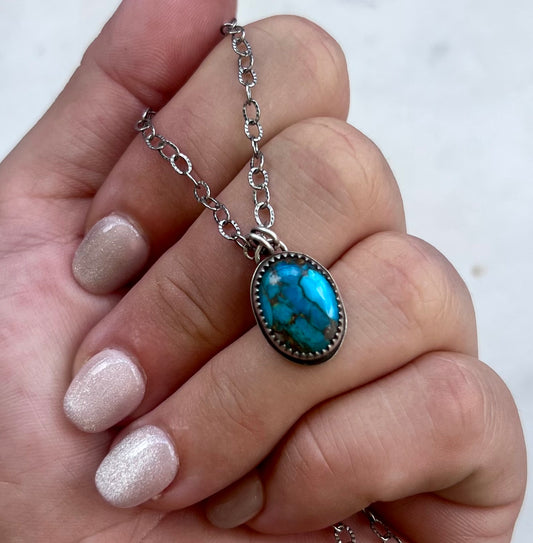 Spiny Oyster Turquoise Necklace (a)