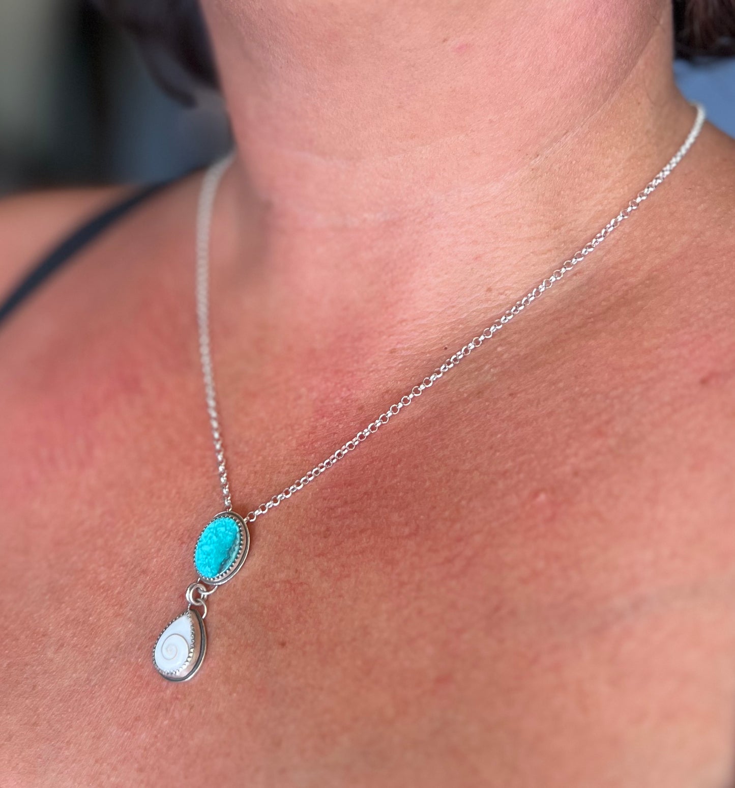 Turquoise Shell Necklace (b)