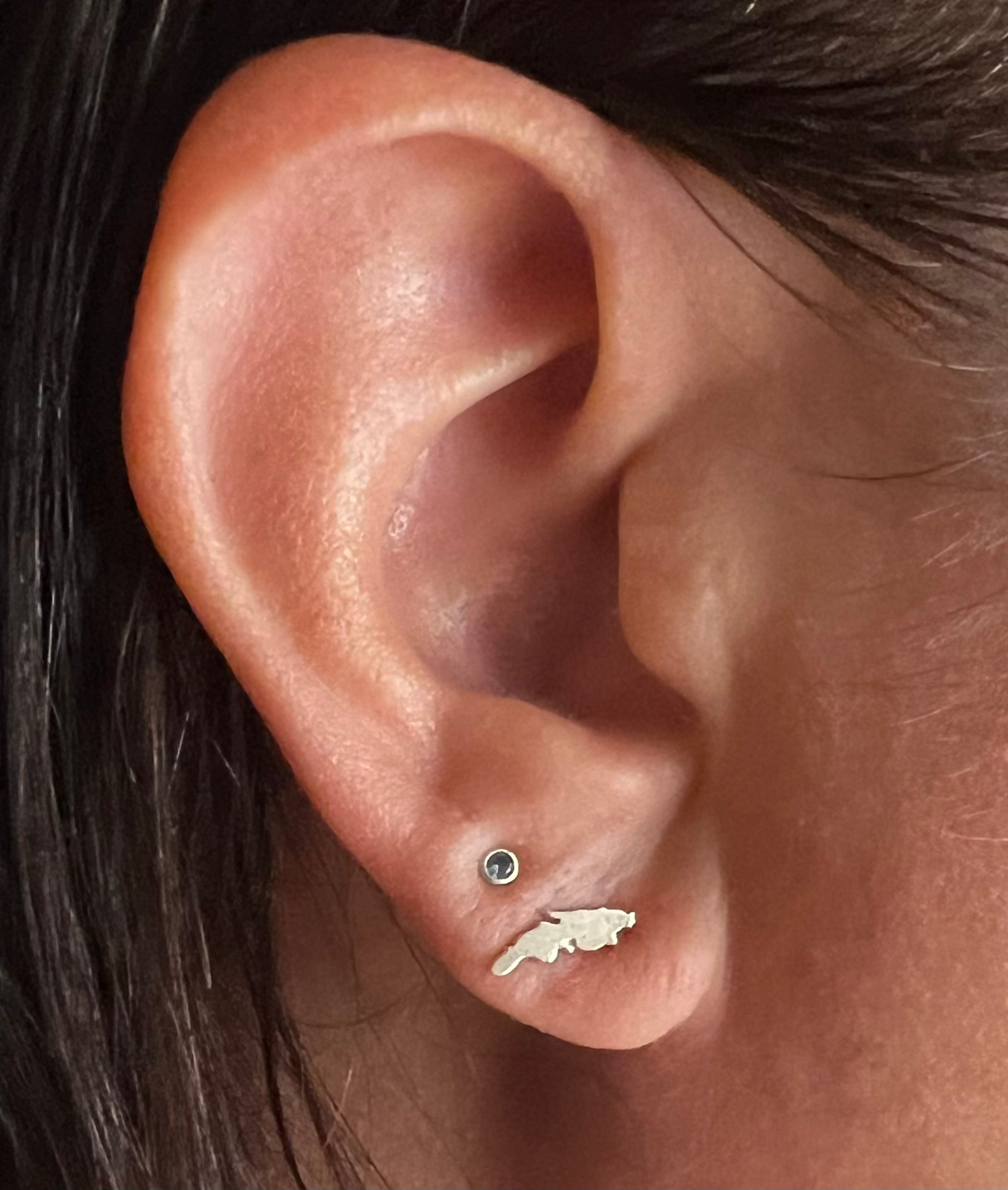Tiny St. Thomas Studs