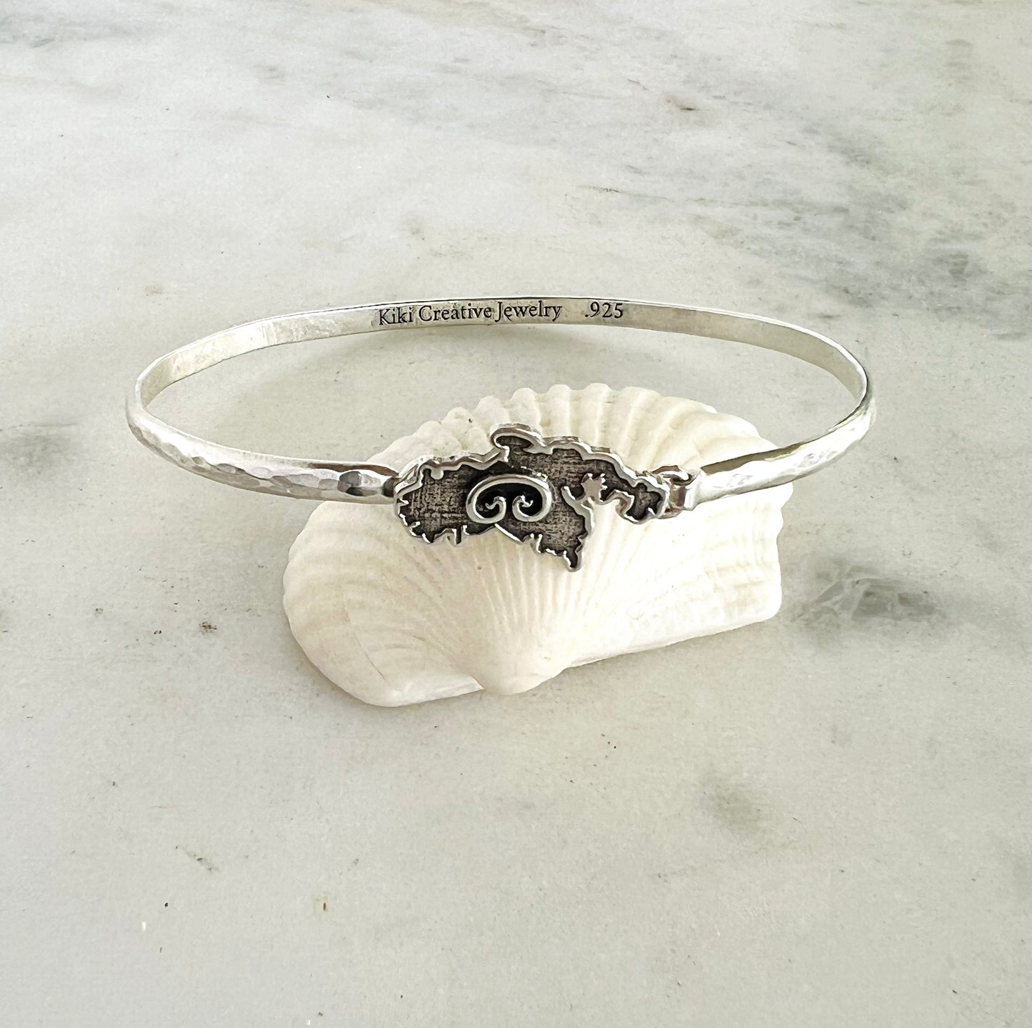 STJ Island Hook Bracelet