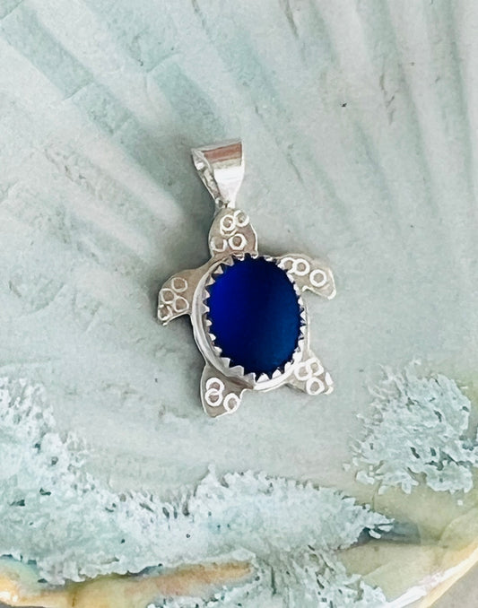 Sea Glass Turtle Pendant (b)